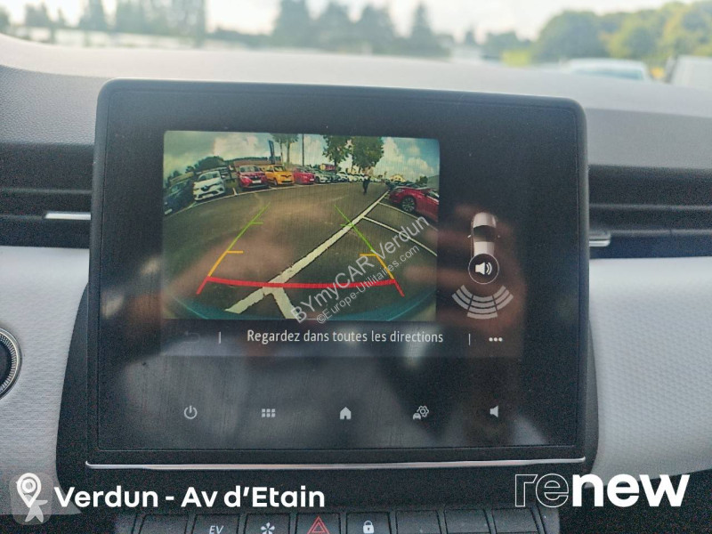 Véhicule utilitaire Renault Clio E-Tech 140 - 21N