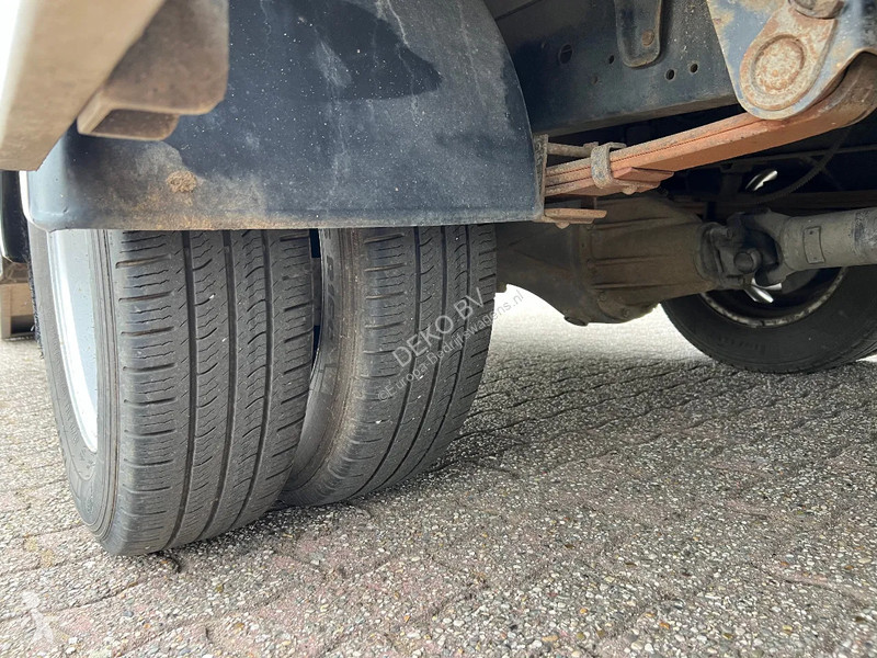 Véhicule utilitaire Mitsubishi Oprijer 3c13