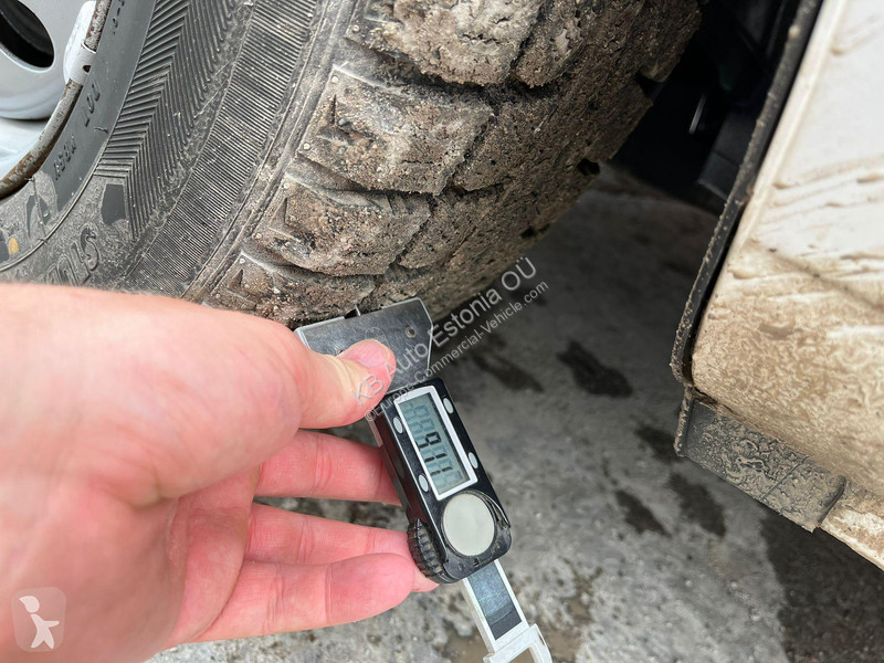 Autoutilitară Mercedes NEOS 100 Vito