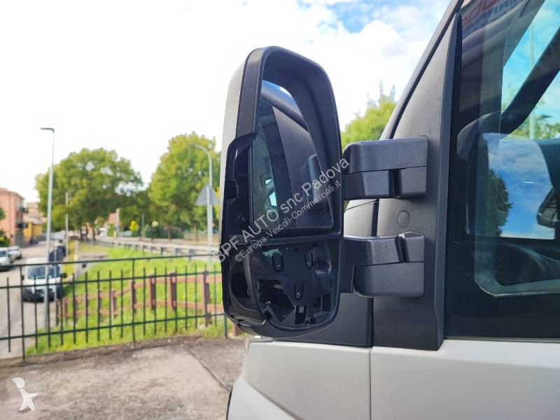 Véhicule utilitaire Iveco