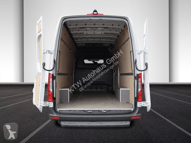 Bedrijfswagen Mercedes 317...
