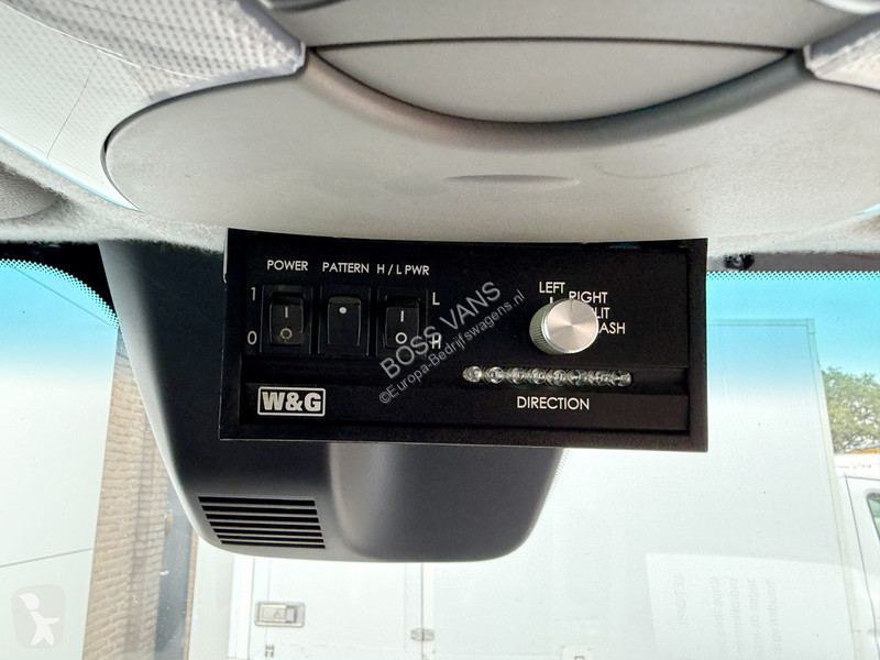 Autoutilitară Mercedes 316 2.2 CDI L2H2 Airco...