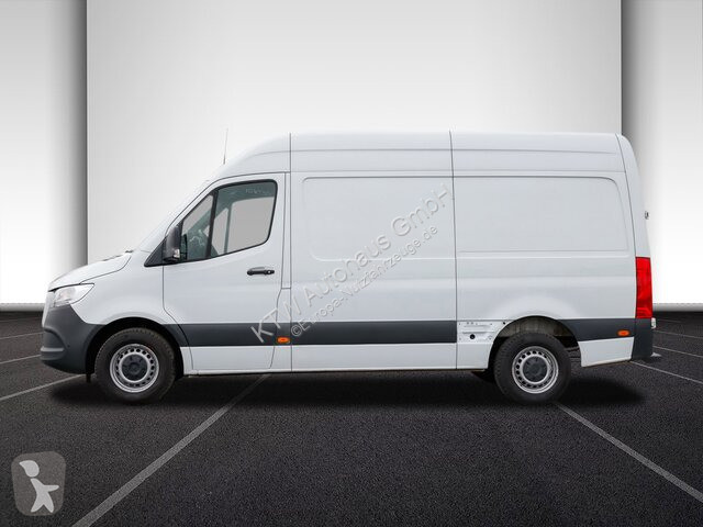 Užitkové vozidlo Mercedes 317...