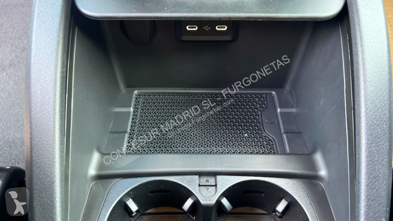 Veicolo commerciale Mercedes 250 d Avantgarde...