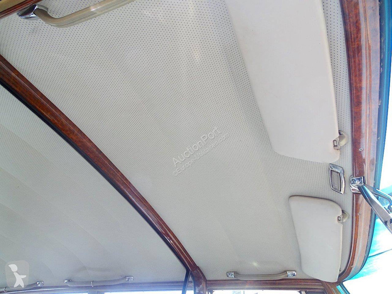 Furgoneta Mercedes  (W100) _ 600 Pullman