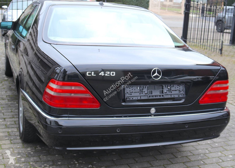 Véhicule utilitaire Mercedes (W140 SEC...