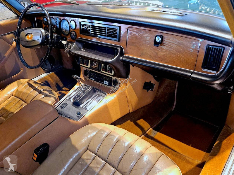 Véhicule utilitaire Jaguar (series II) 4.2...