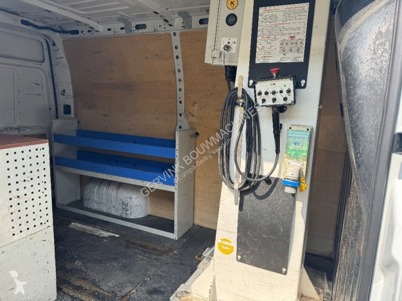 Véhicule utilitaire Renault Klubb K 32