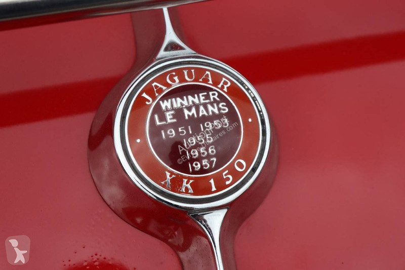 Véhicule utilitaire Jaguar 150 DHC