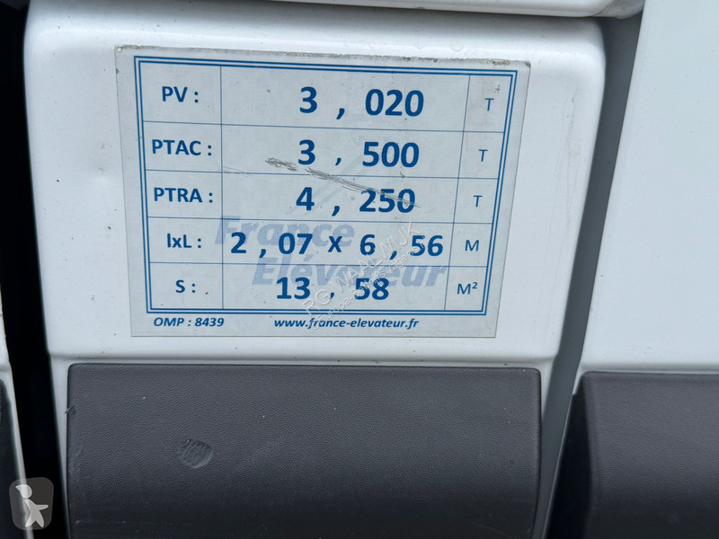 Véhicule utilitaire Renault Hoogwerker 12M