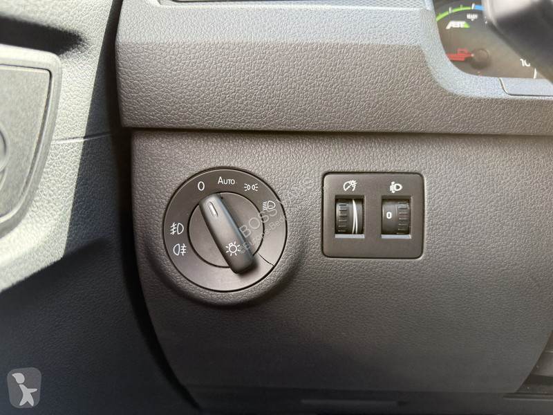 Autoutilitară Volkswagen 113PK L2H1 Elektrisch...