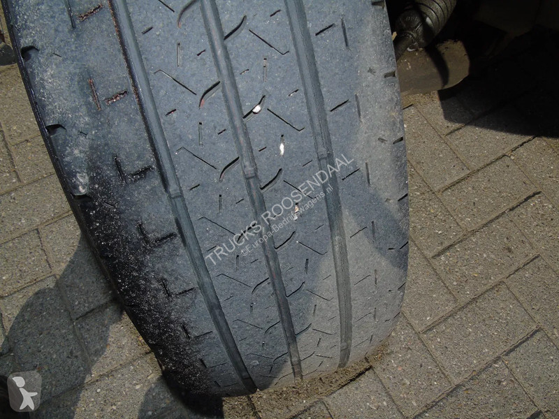 Véhicule utilitaire Iveco 35S15 + amcoveba 602...
