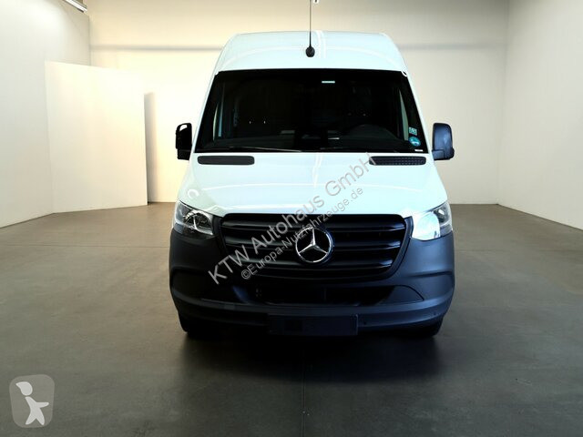 Užitkové vozidlo Mercedes 317...