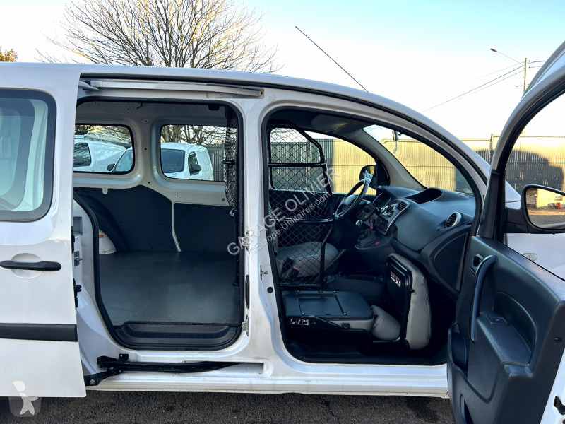 Véhicule utilitaire Renault Maxi Grand Volume...