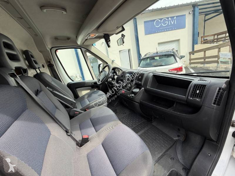 Samochód dostawczy Citroën 2.2 HDI 150