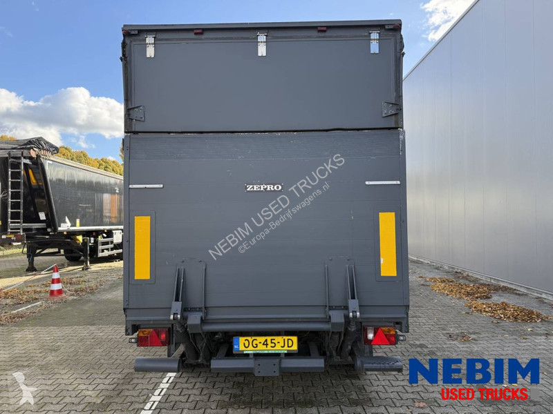 Furgoneta Ford 140 - Veldhuizen trailer