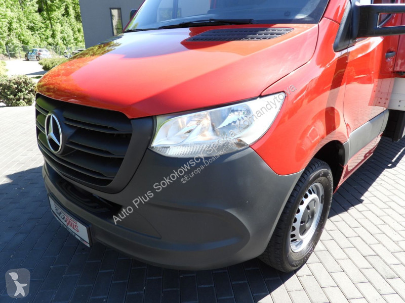 عربة نفعية Mercedes 23ASTER