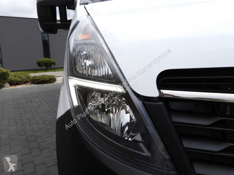 عربة نفعية Opel  MOVANO