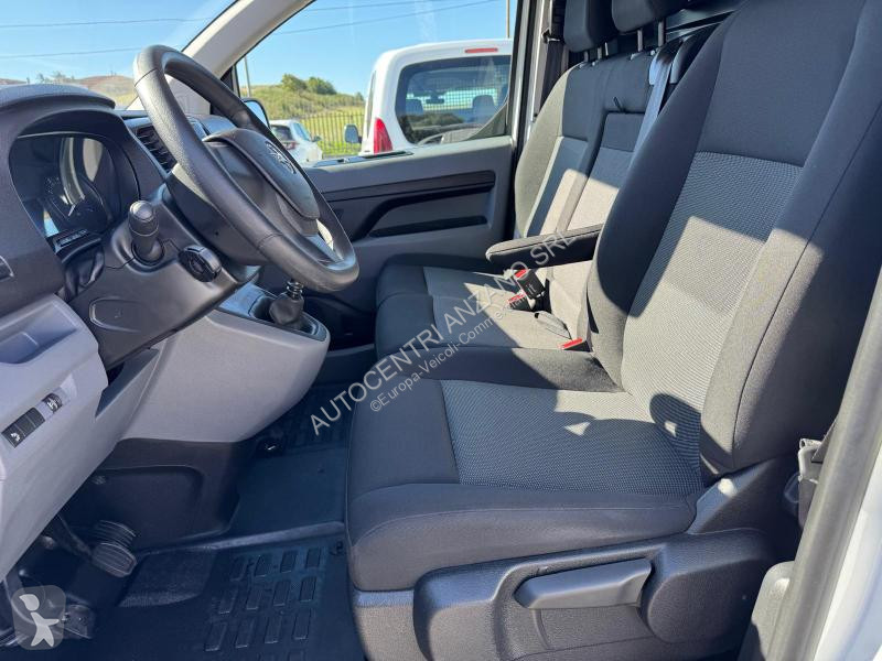 Véhicule utilitaire Opel