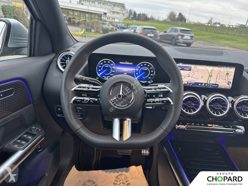 Mercedes EQA 250+ van