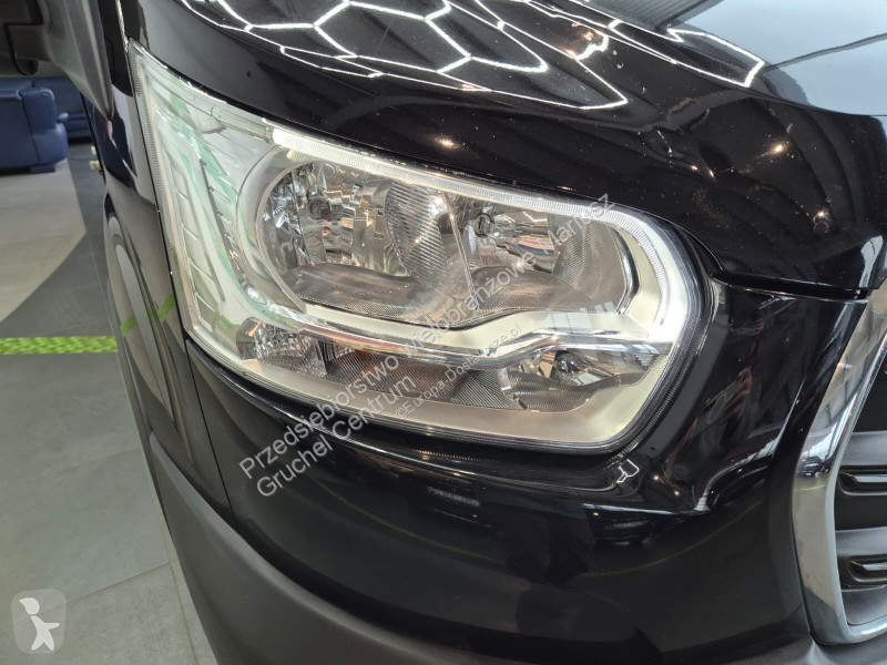 Лекотоварен автомобил Ford Transit 35 2.0 TDCi...
