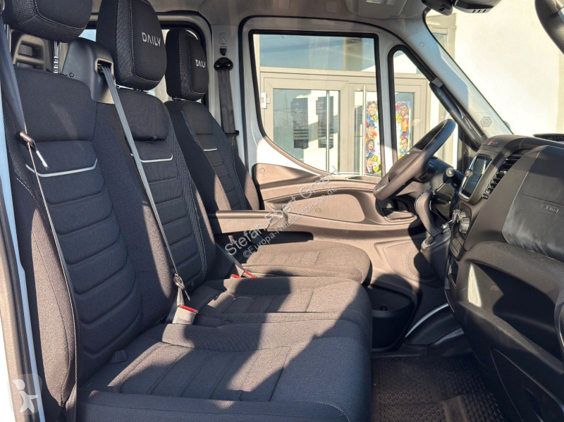 عربة نفعية Iveco 35S16 A8...