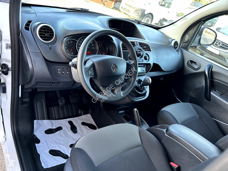 Véhicule utilitaire Renault 1.5 Blue dci 80...