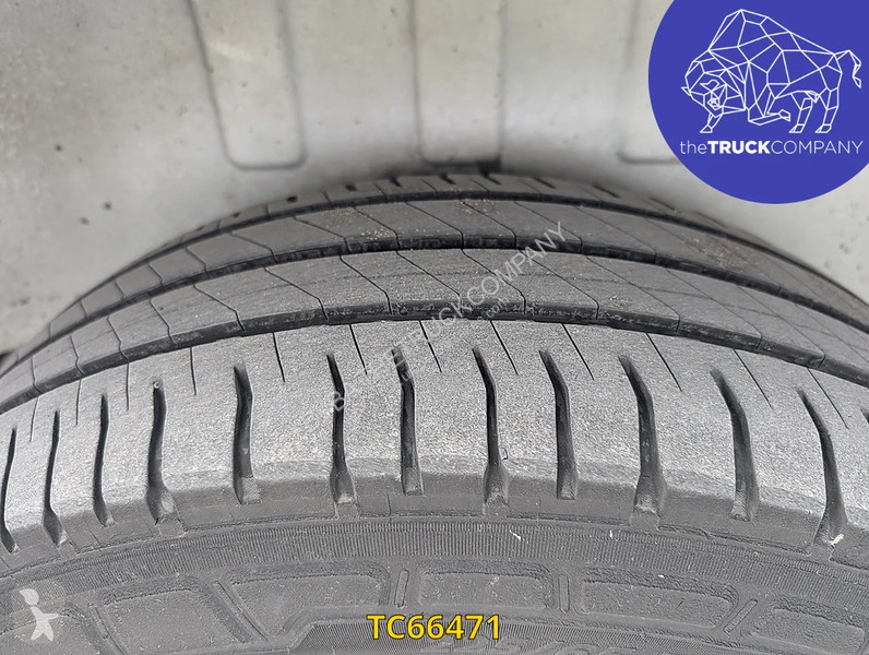 Samochód dostawczy Renault 145.35 nacelle