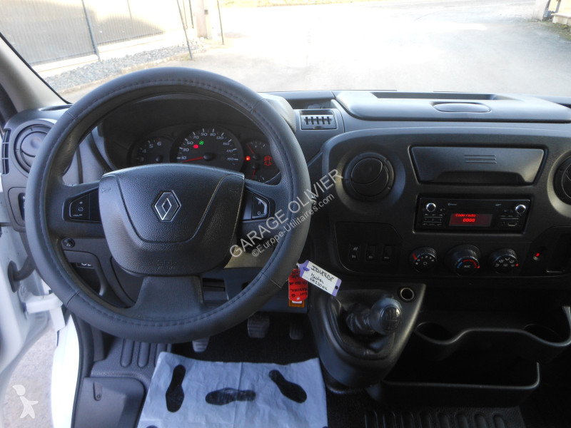 Véhicule utilitaire Renault Châssis Cabine...