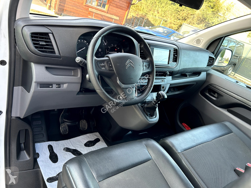 Véhicule utilitaire Citroën M Bluehdi 120...