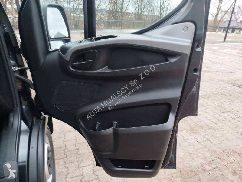 Samochód dostawczy Iveco