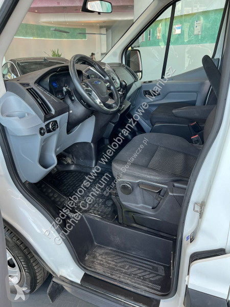 Лекотоварен автомобил Ford Transit 2.2 / 1...