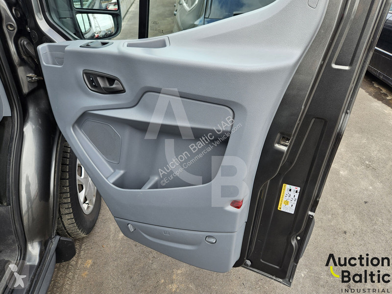 Коммерческий автомобиль Ford