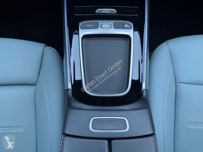 عربة نفعية Mercedes GLB  4M AMG...