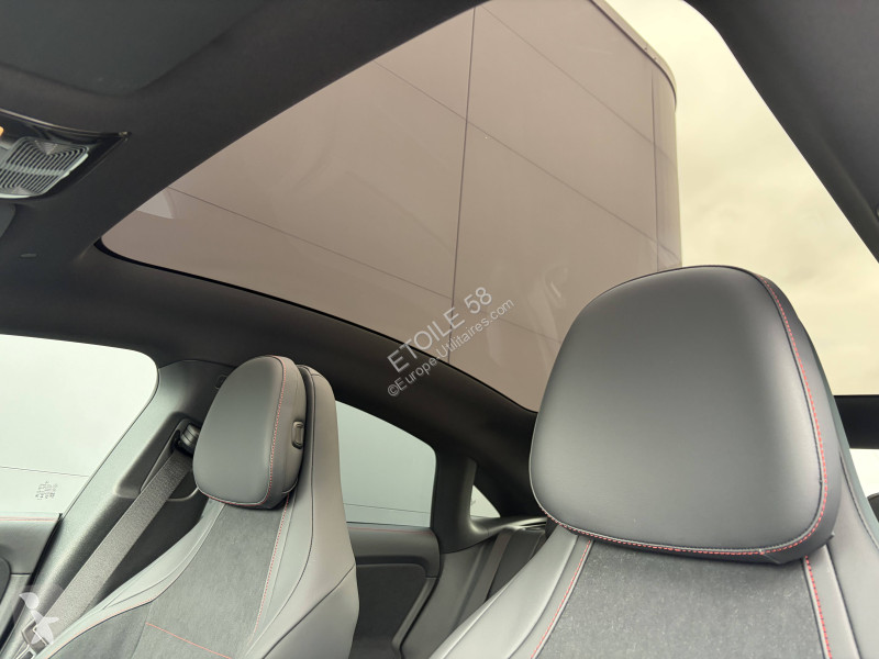 Samochód dostawczy Mercedes CLA 200 8F-eDCT