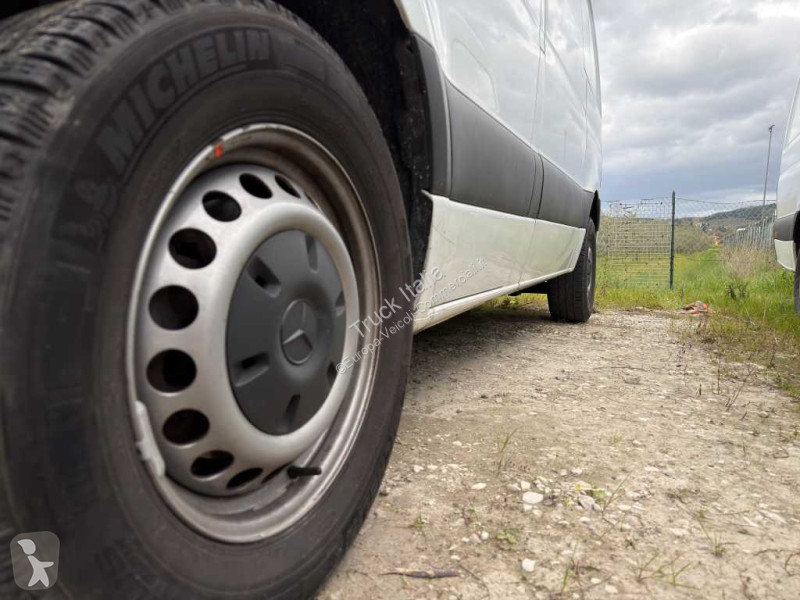 Bedrijfswagen Mercedes III - sprinter 215 2.0...