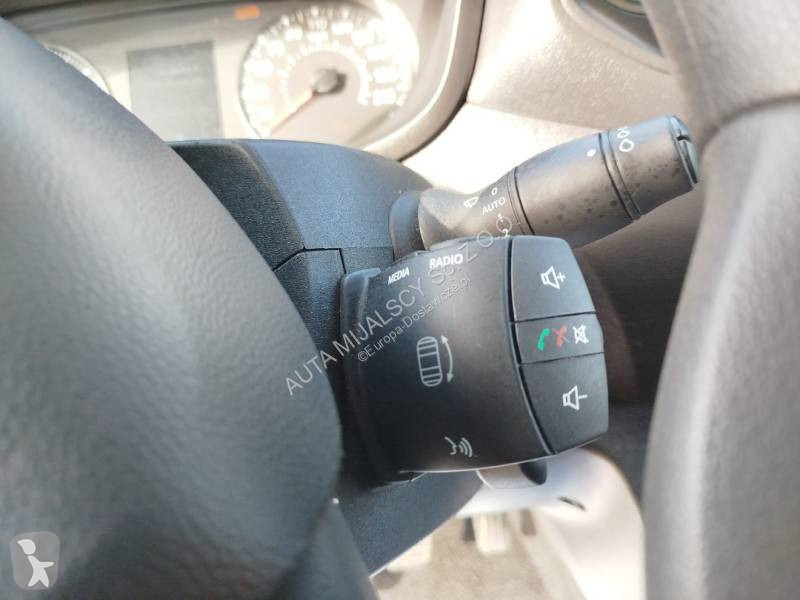 Samochód dostawczy Renault