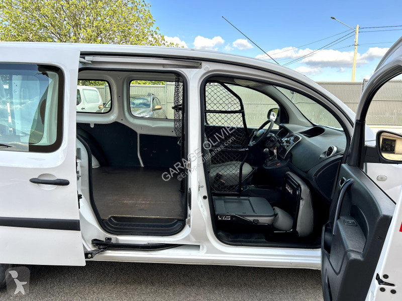 Véhicule utilitaire Renault Maxi Grand Volume...