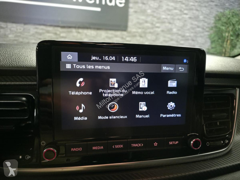 Véhicule utilitaire KIA RIO 1.0 T-GDi MHEV -...