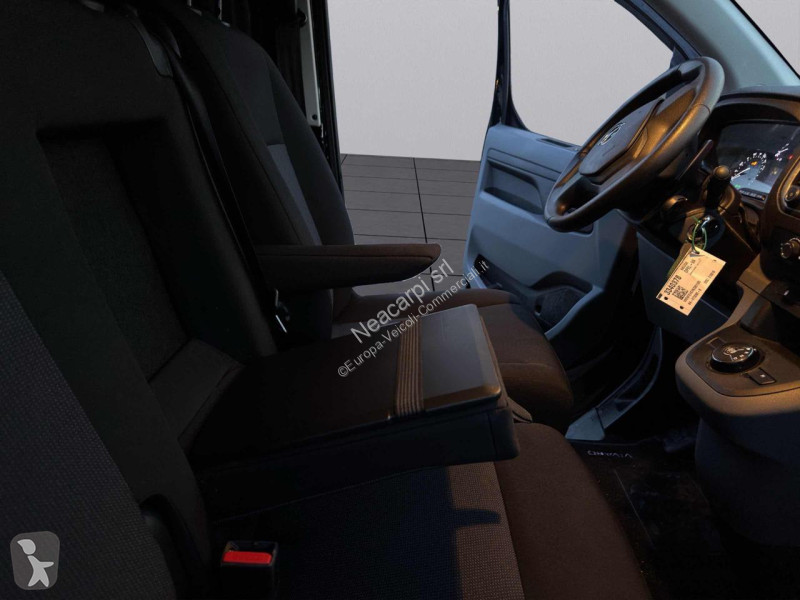 عربة نفعية Opel