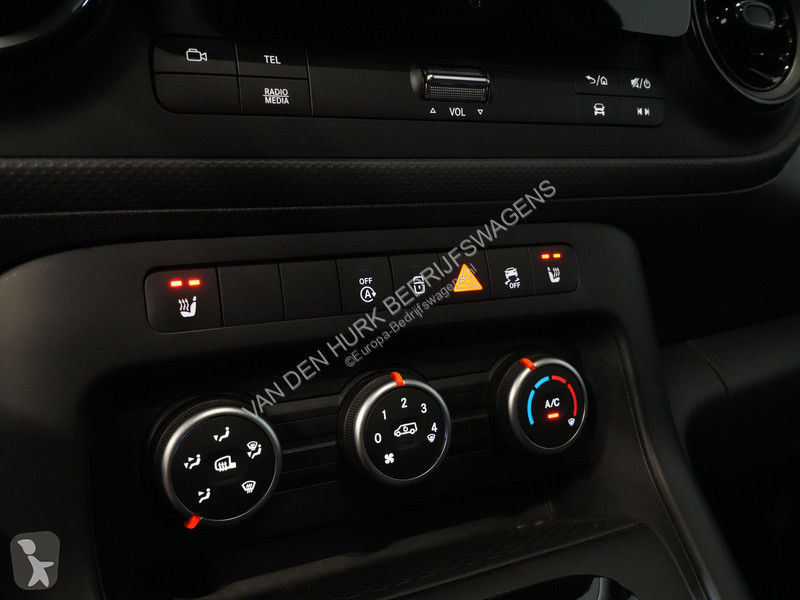 Furgoneta Mercedes 110 CDI Aut. Stoelverw./...