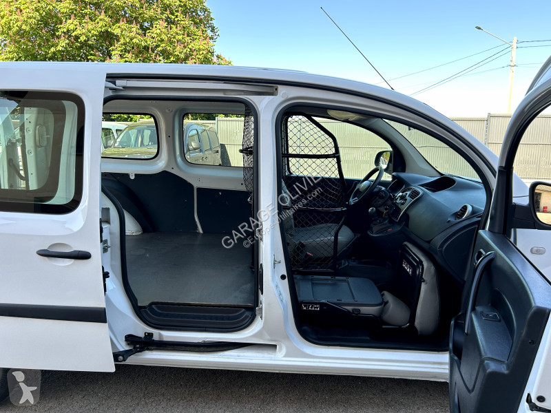 Véhicule utilitaire Renault Maxi Grand Volume...