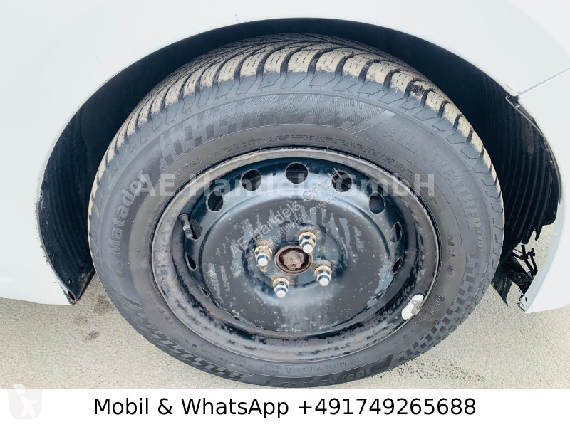 Samochód dostawczy Hyundai i20 blue Trend 1,4 L...