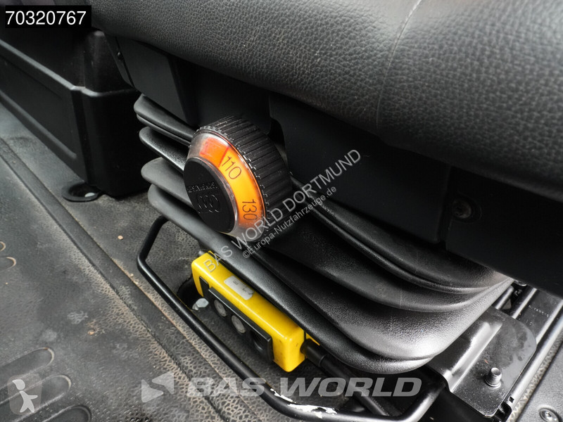Furgoneta Renault Doppelbereifung Kipper 3,5t...