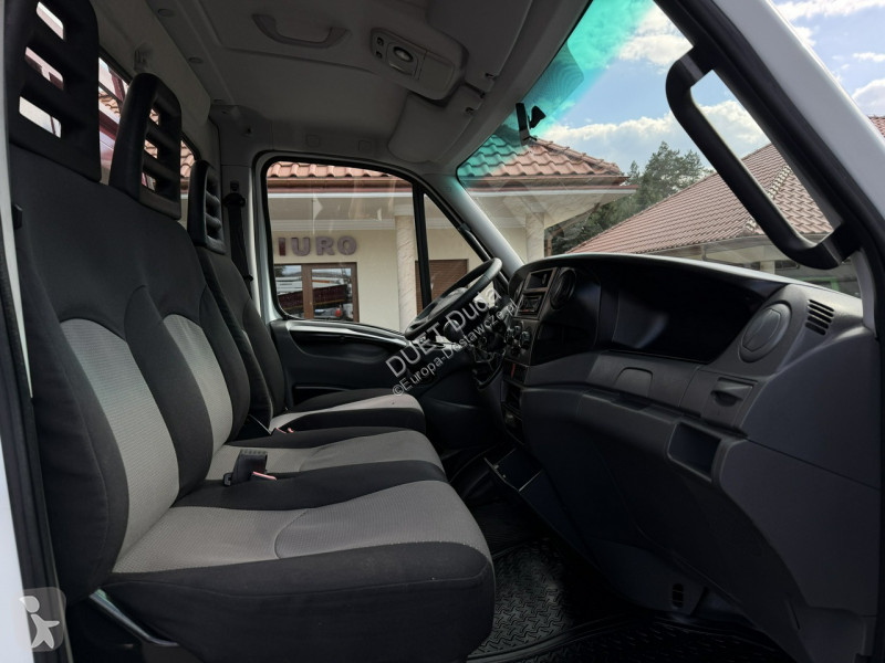 Samochód dostawczy Iveco 65C15 V H