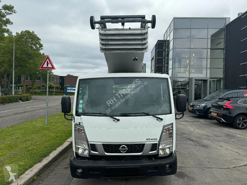 Furgoneta Nissan LIFT 25 ETER + REOTE CONTROL...