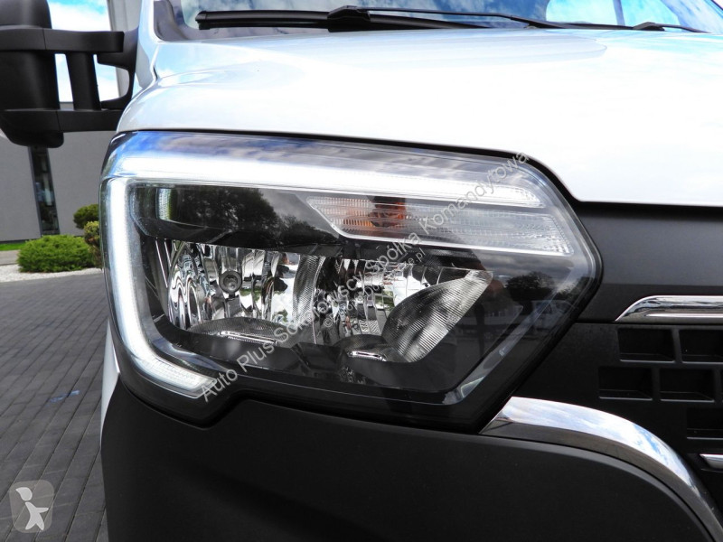 Коммерческий автомобиль Renault  MASTER