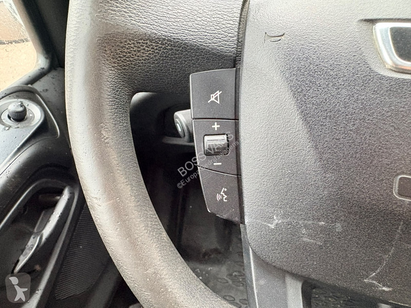 Furgoneta Iveco 35C14 2.3 L2H2 Dubbellucht...