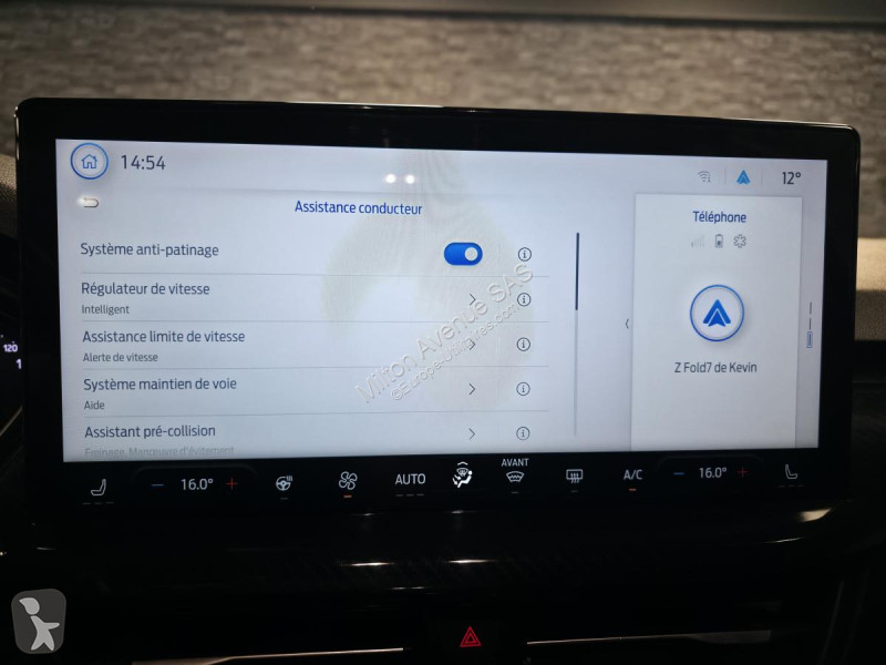 Véhicule utilitaire Ford FOCUS 1.0 EcoBoost...