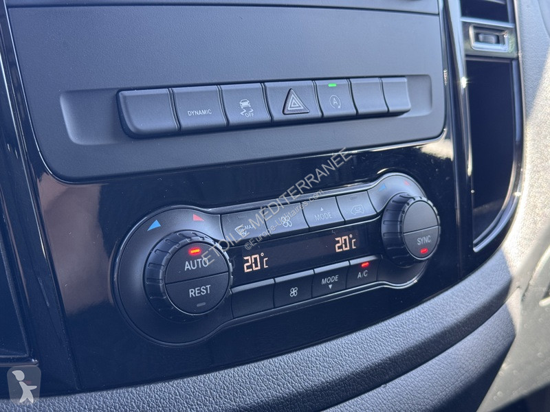 Véhicule utilitaire Mercedes Vito  Fourgon...